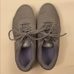 NIKE REVOLUTION 4 women’s running shoes